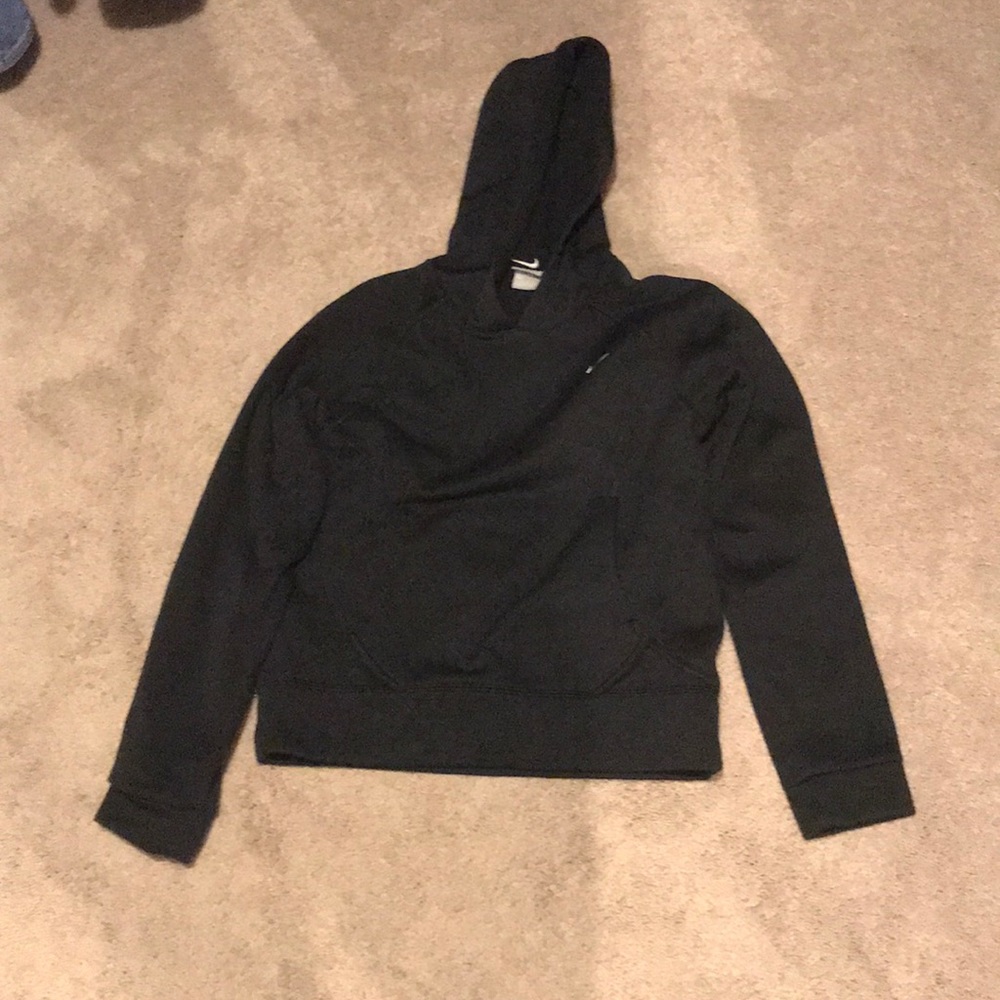 Black sweatshirt